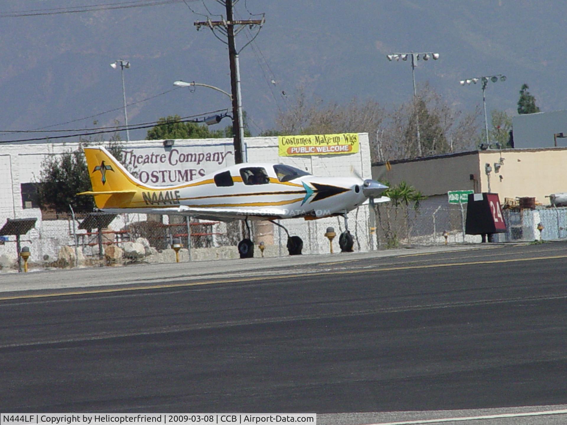 N444LF, 2006 Lancair IV C/N LIV-522, Moving up to runway 24