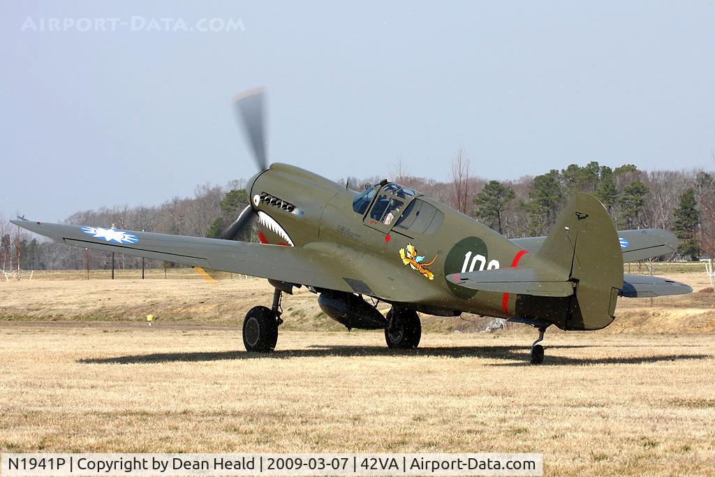 N1941P, 1941 Curtiss P-40E C/N 1025, 1941 Curtiss Wright P-40E Kittyhawk N1941P starting takeoff roll on RWY 29.