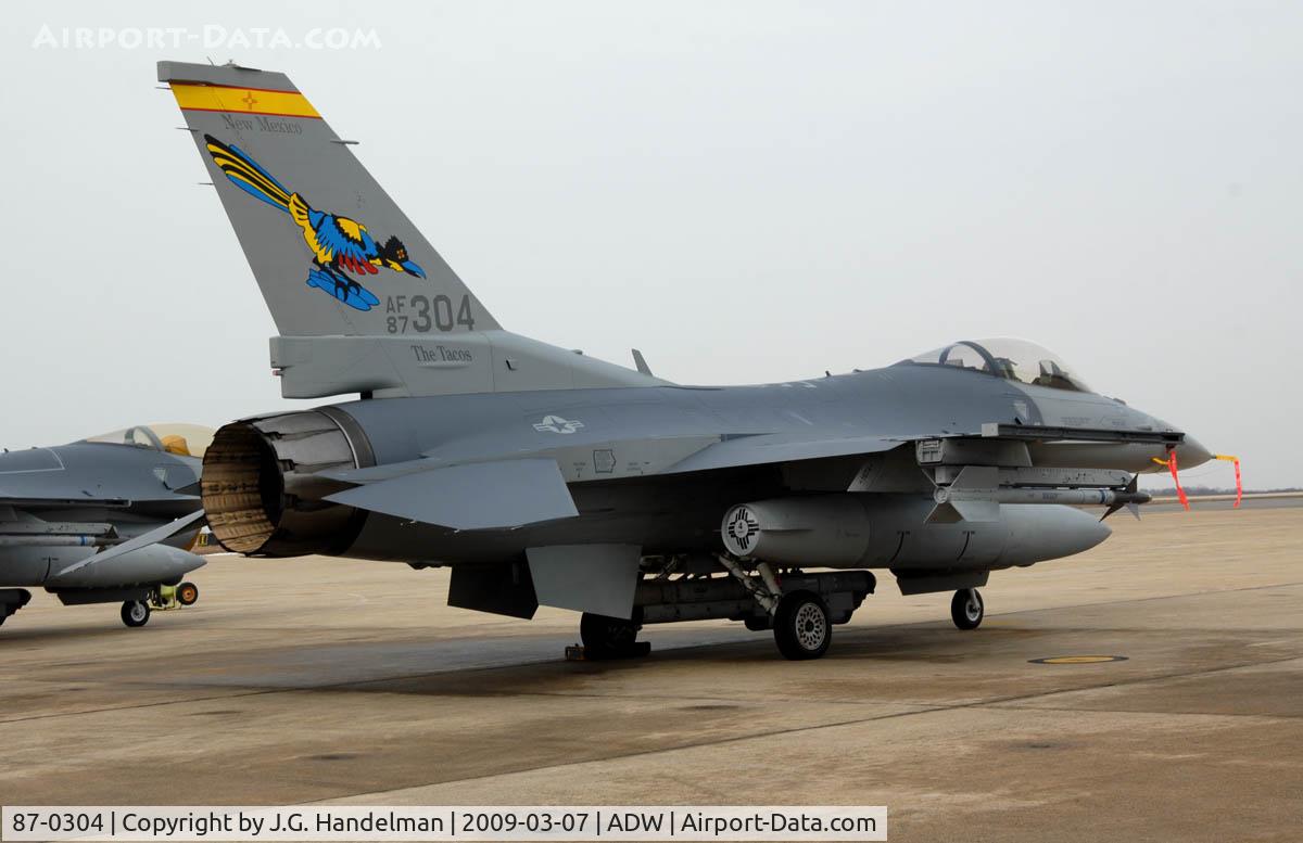 87-0304, General Dynamics F-16C Fighting Falcon C/N 5C-565, F-16C at NAF Washington