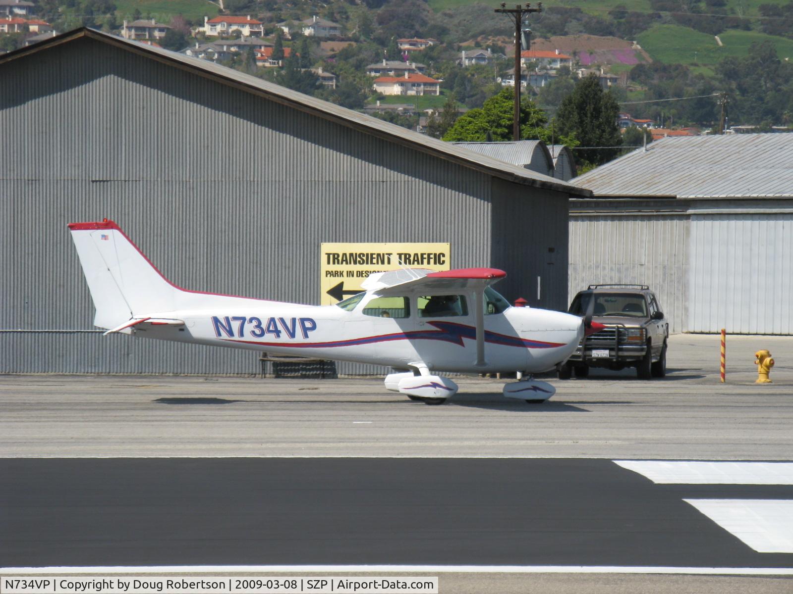 N734VP, 1977 Cessna 172N C/N 17269151, 1977 Cessna 172N, Lycoming O-320-H2AD 160 Hp, taxi to Rwy 22