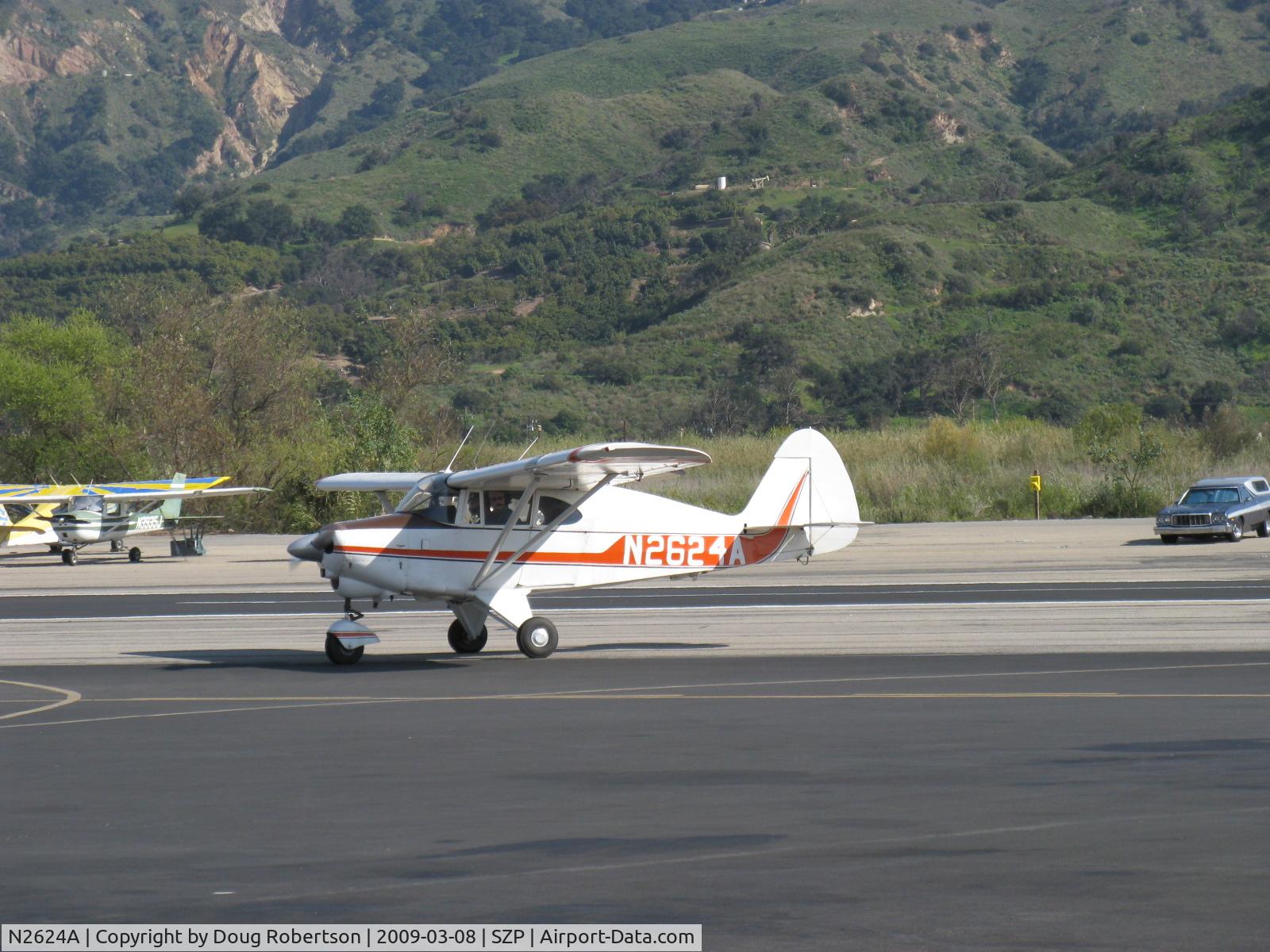 N2624A, 1953 Piper PA-22-135 Tri-Pacer C/N 22-1091, 1953 Piper PA-22-135 TRI-PACER, Lycoming O-320 upgrade, taxi to fuel dock