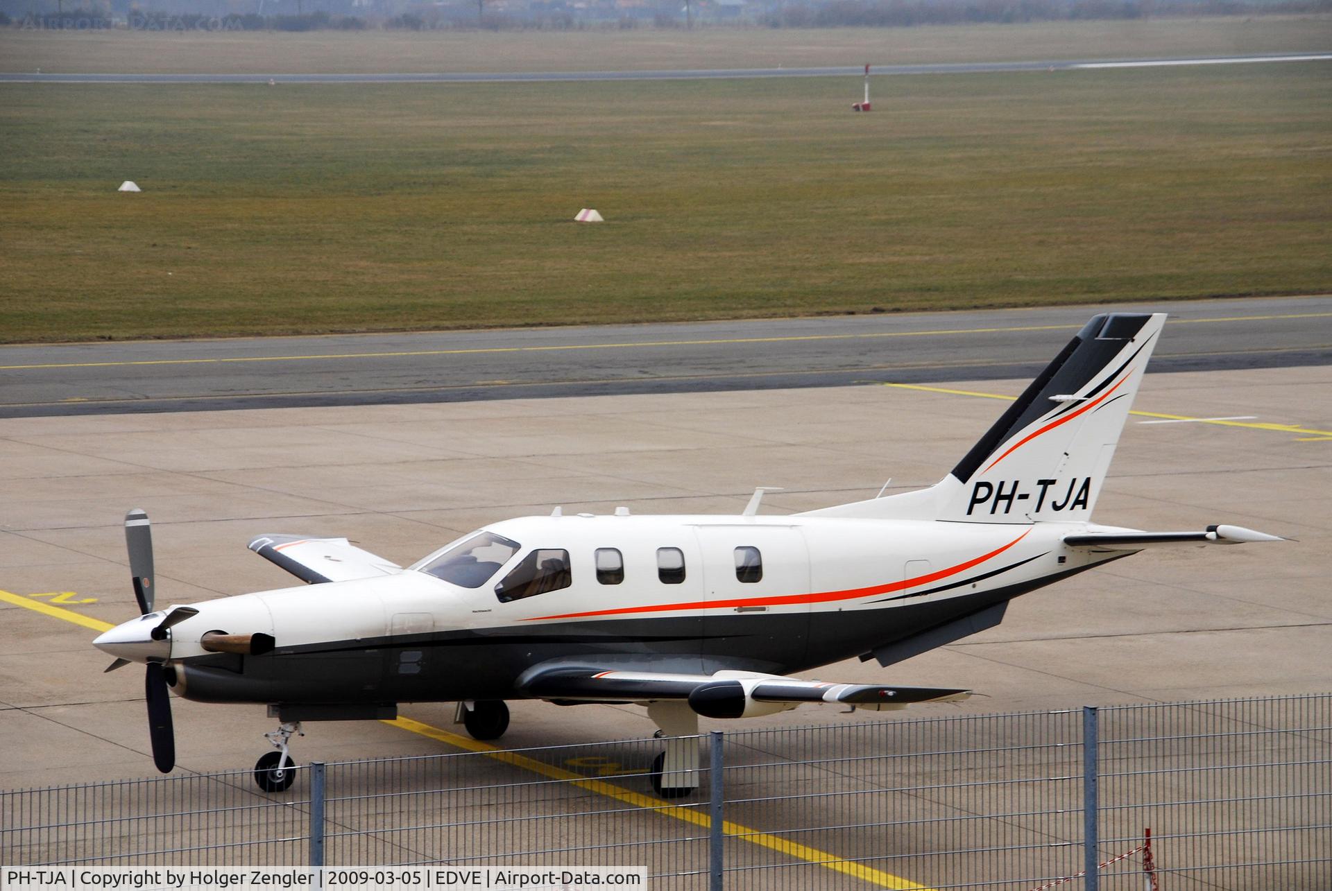 PH-TJA, 2007 Socata TBM-850 C/N 428, Socata TBM-700