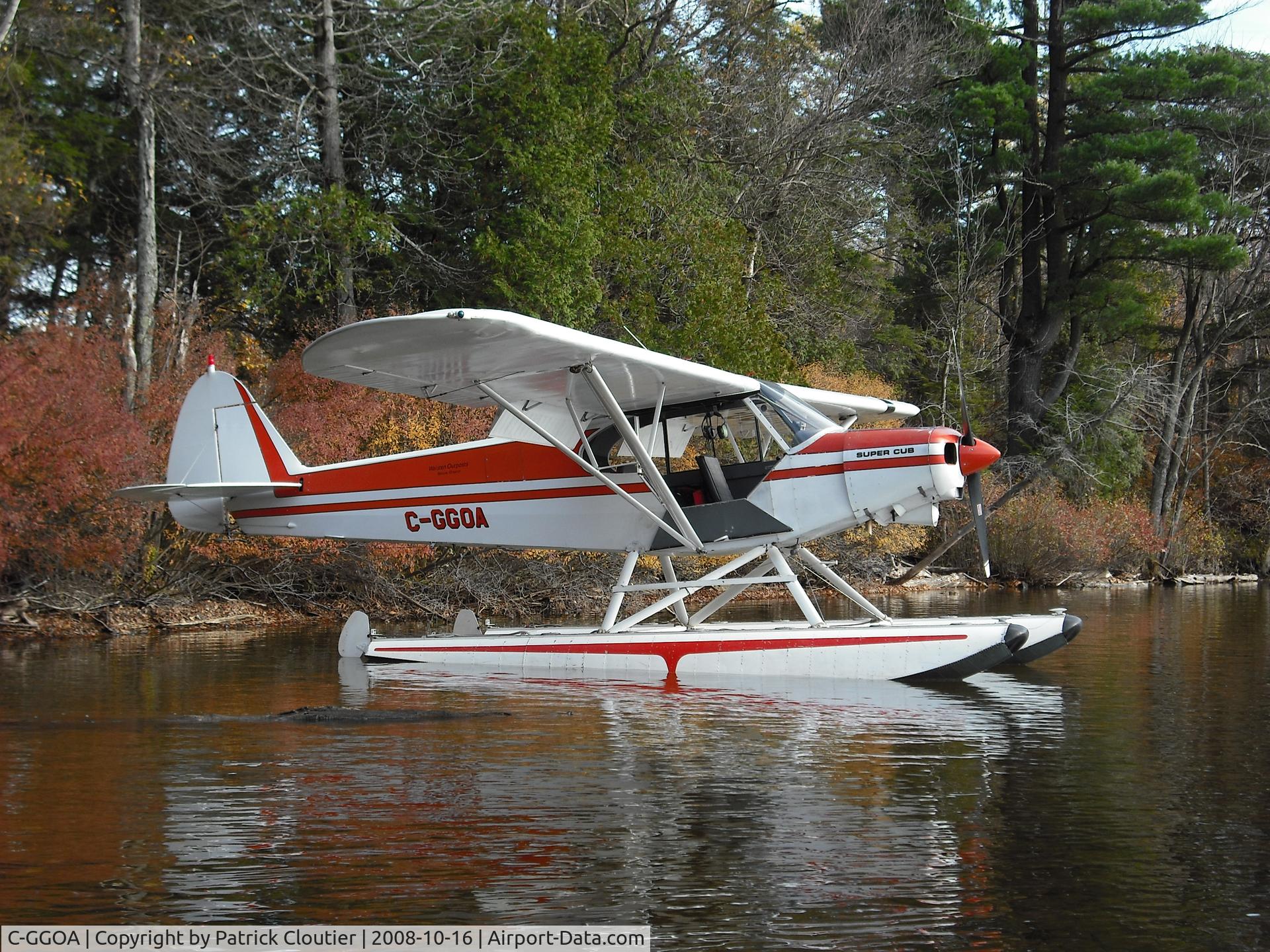 C-GGOA, 1978 Piper PA-18-150 Super Cub C/N 187809083, Small lake Southern Québec, Canada