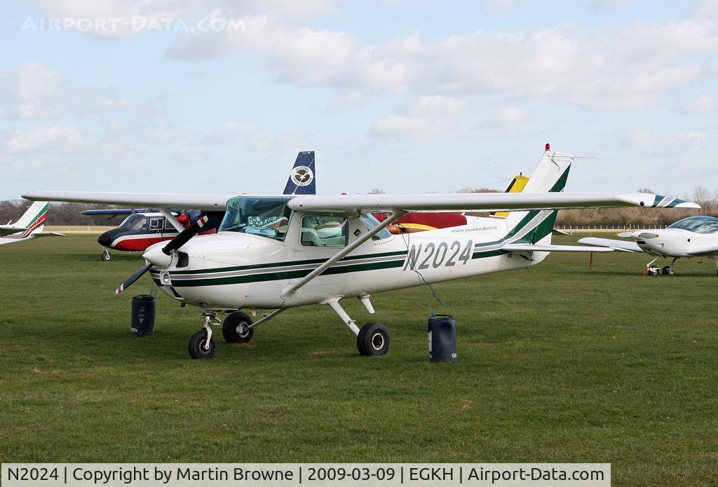 N2024, 1973 Cessna 150L C/N 15074157, Headcorn visitor
