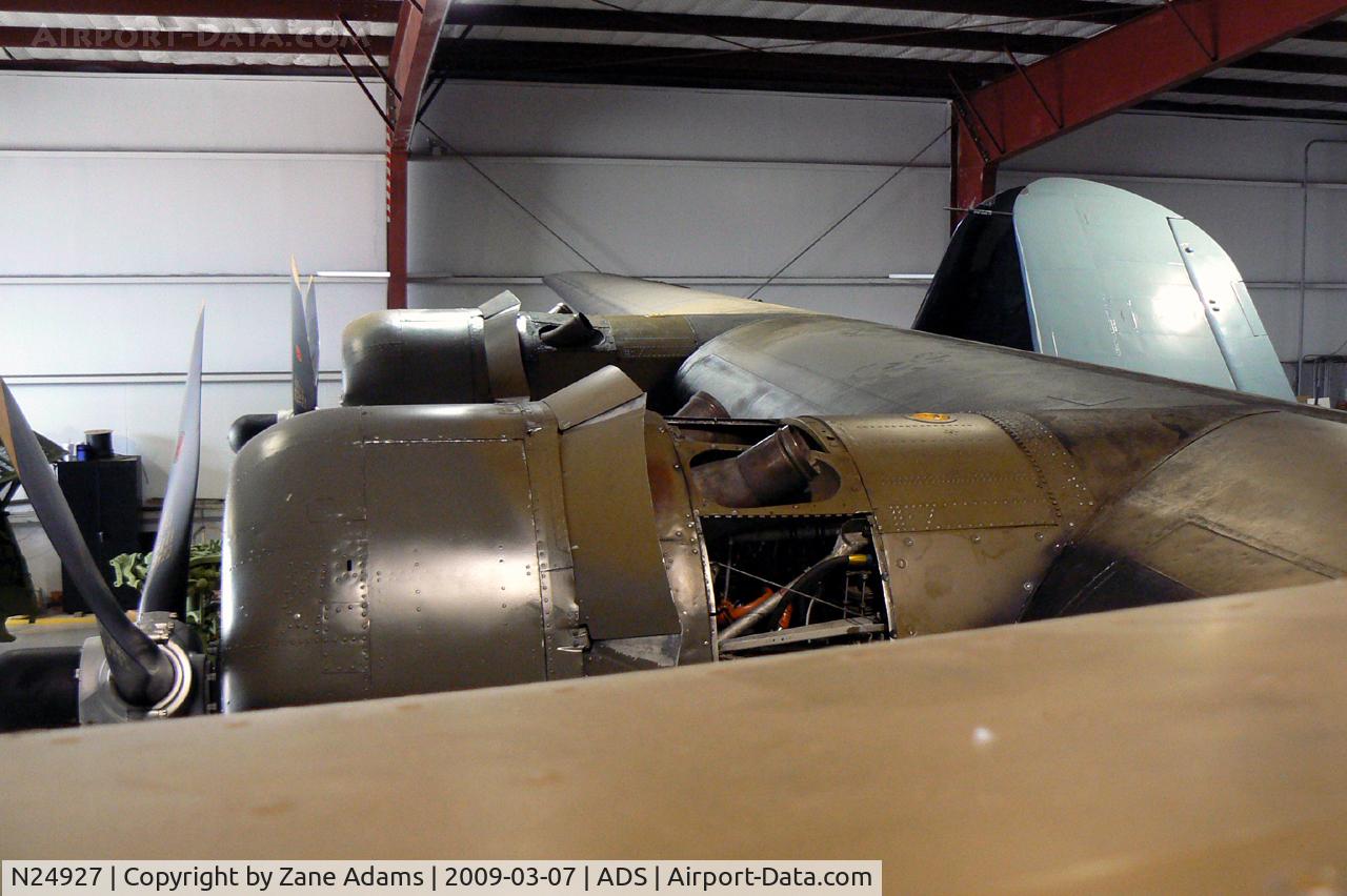 N24927, 1940 Consolidated Vultee RLB30 (B-24) C/N 18, CAF B-24A 