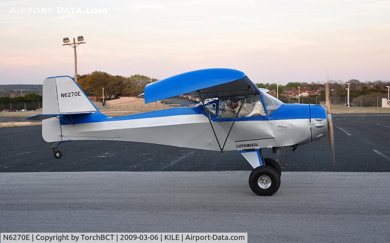 N6270E, 1997 Frederickson Leslie John IV C/N 1429, Kitfox IV standing on two wheels.