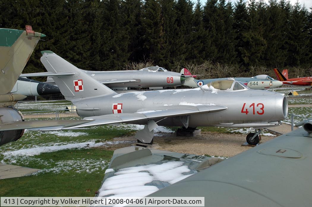 413, Mikoyan-Gurevich MiG-17F (Lim-5) C/N 1C0413, at Hermeskeil Museum, Germany MiG-17F