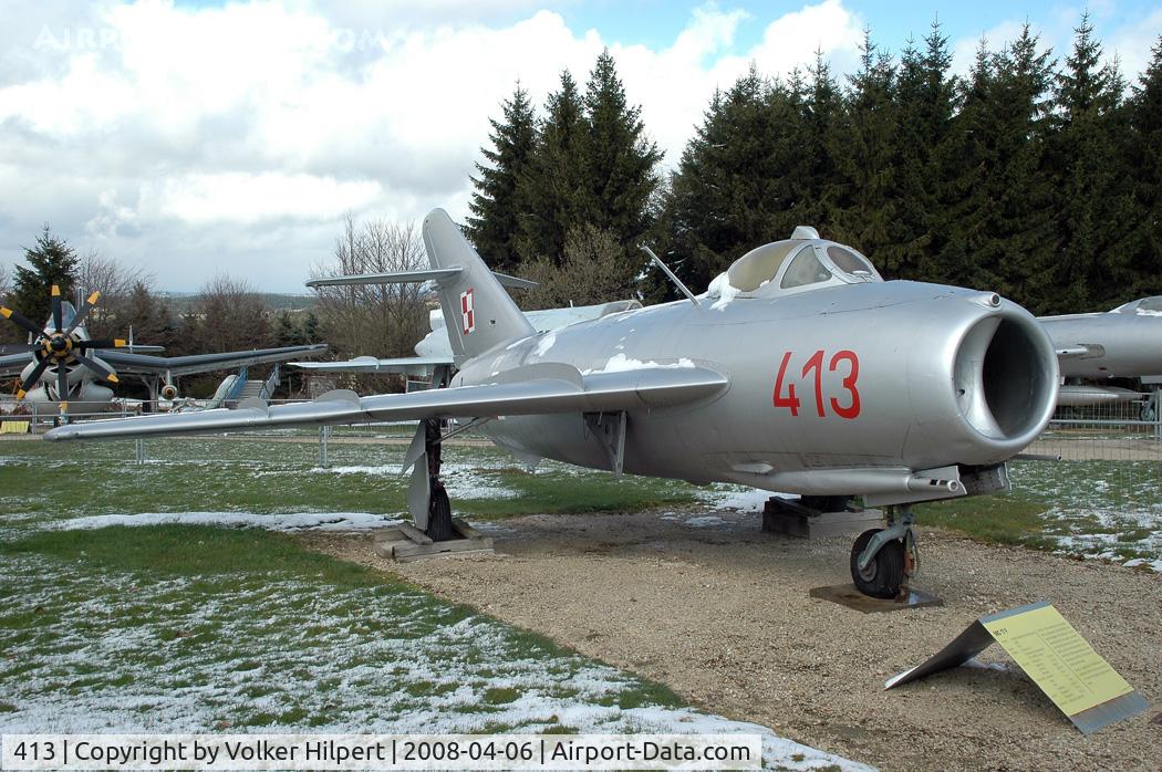 413, Mikoyan-Gurevich MiG-17F (Lim-5) C/N 1C0413, at Hermeskeil Museum, Germany MiG-17F