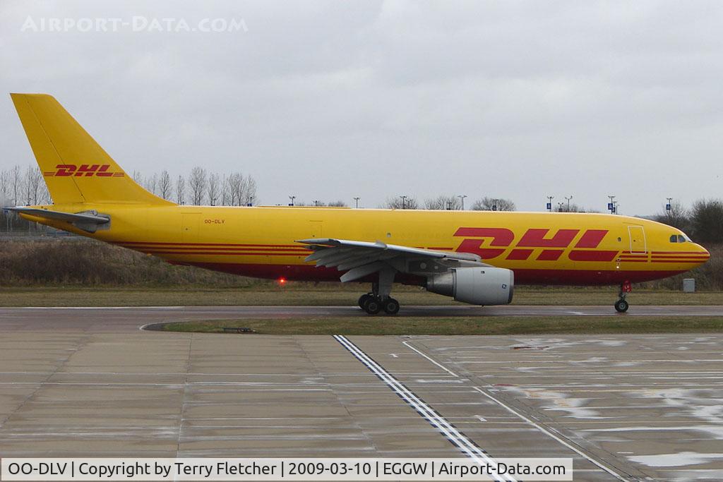 OO-DLV, 1981 Airbus A300B4-203(F) C/N 150, DHL Airbus A300F at Luton