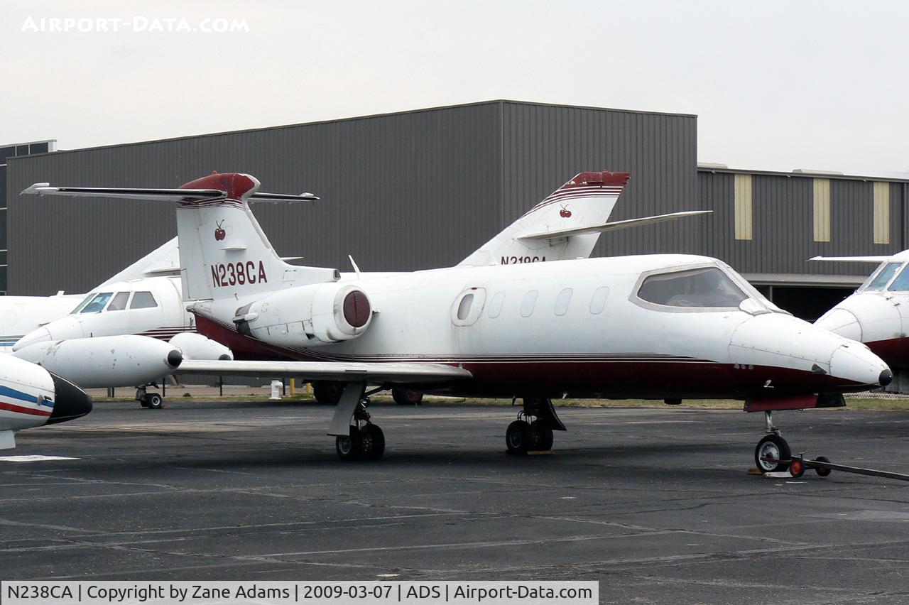 N238CA, 1969 Gates Learjet 25 C/N 040, At Dallas Addison