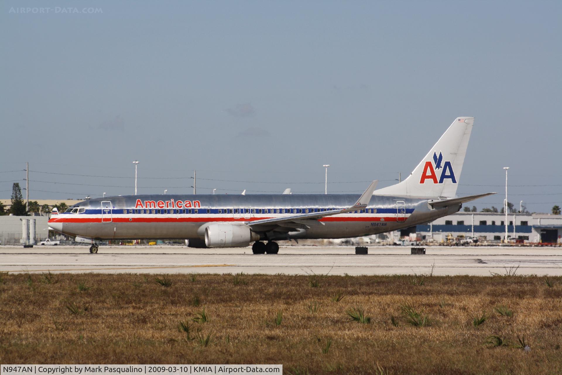 N947AN, 2000 Boeing 737-823 C/N 29536, Boeing 737-800