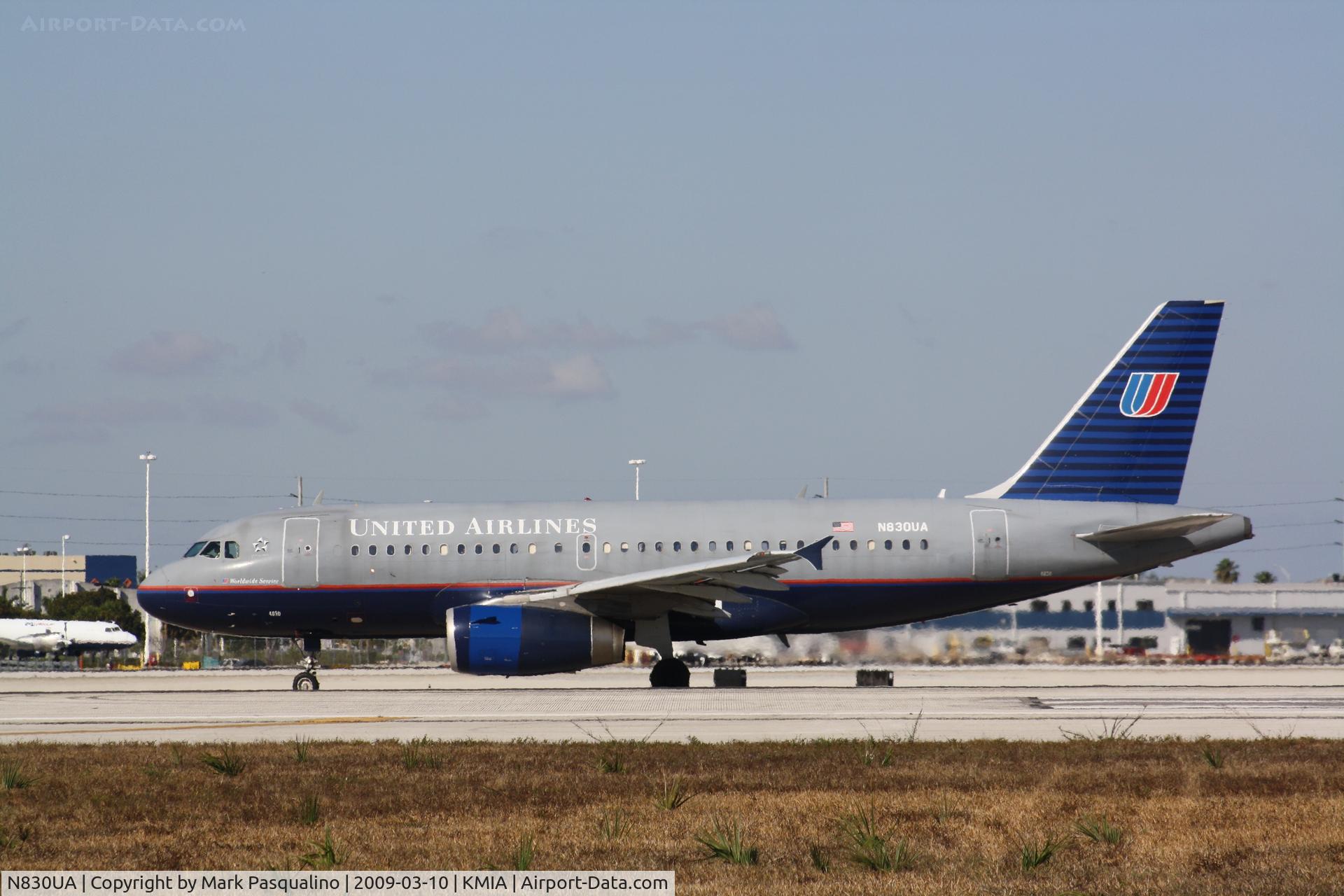 N830UA, 2000 Airbus A319-131 C/N 1243, Airbus A319