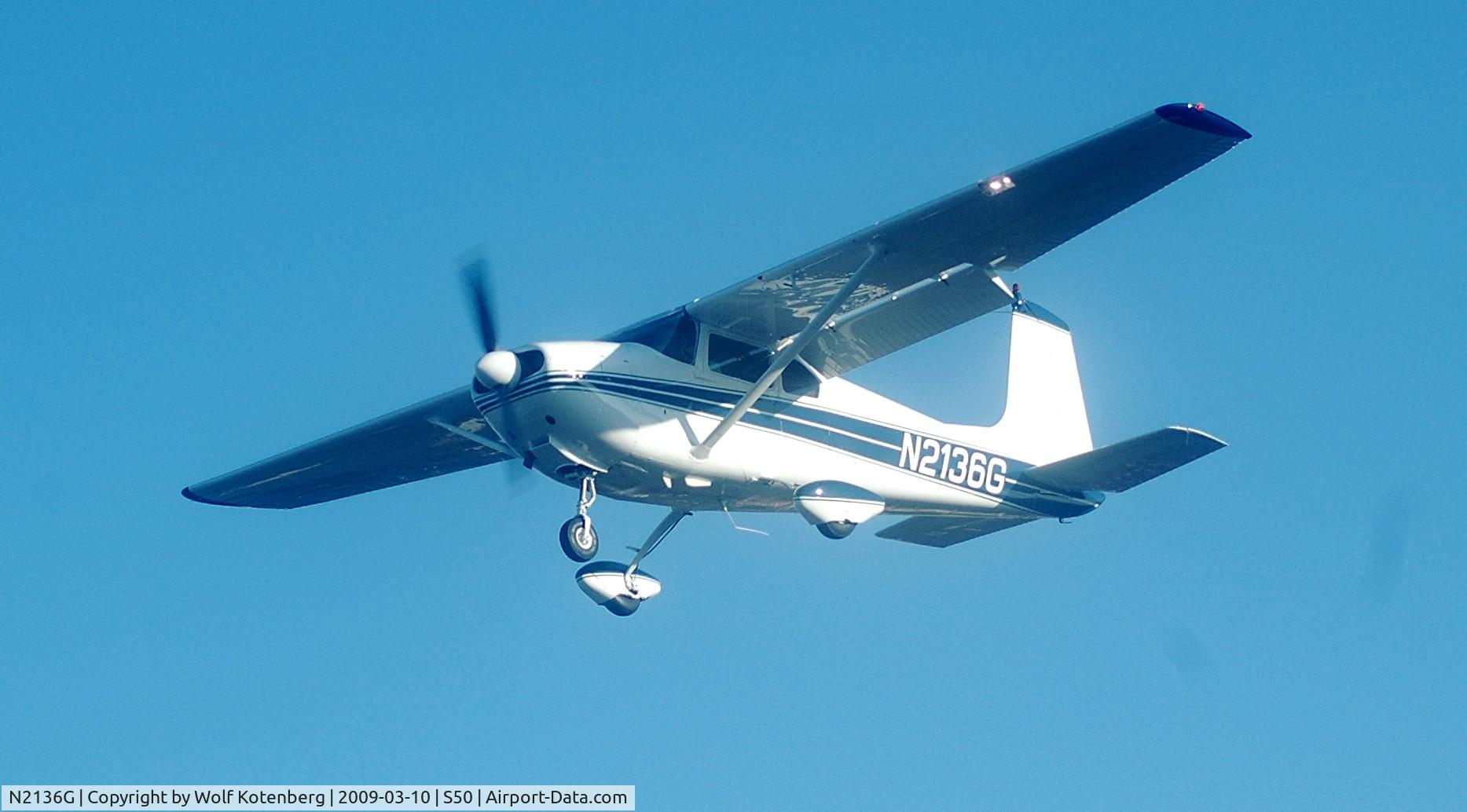 N2136G, 1958 Cessna 182A Skylane C/N 51436, On final