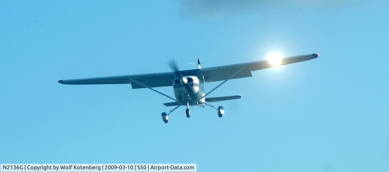 N2136G, 1958 Cessna 182A Skylane C/N 51436, On final
