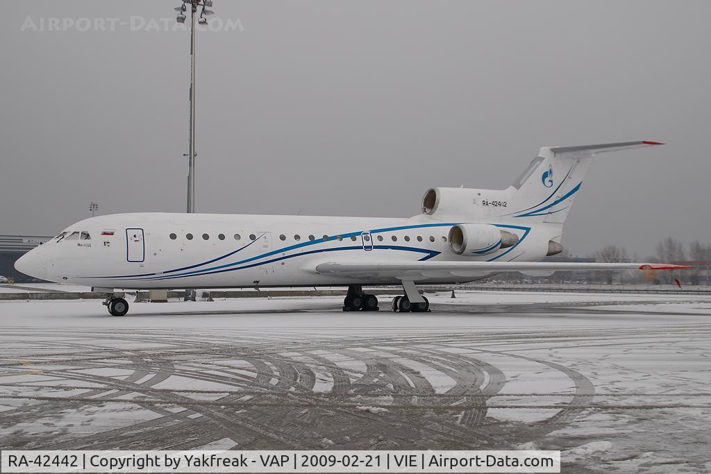 RA-42442, 1999 Yakovlev Yak-42D C/N 4520422002019, Gazpromavia Yakovlev 42