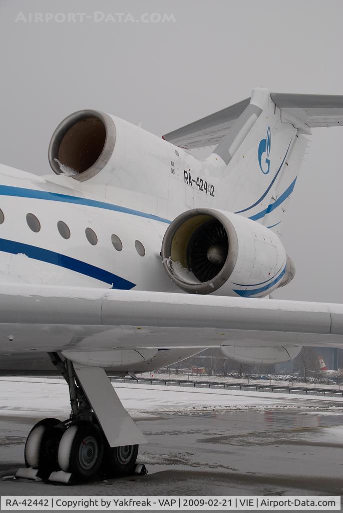 RA-42442, 1999 Yakovlev Yak-42D C/N 4520422002019, Gazpromavia Yakovlev 42