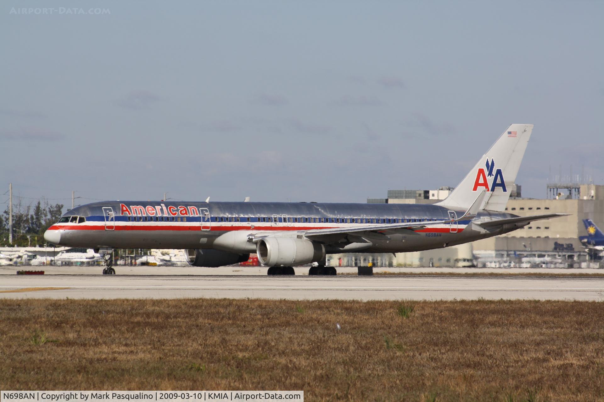N698AN, 1994 Boeing 757-223 C/N 26980, Boeing 757-200