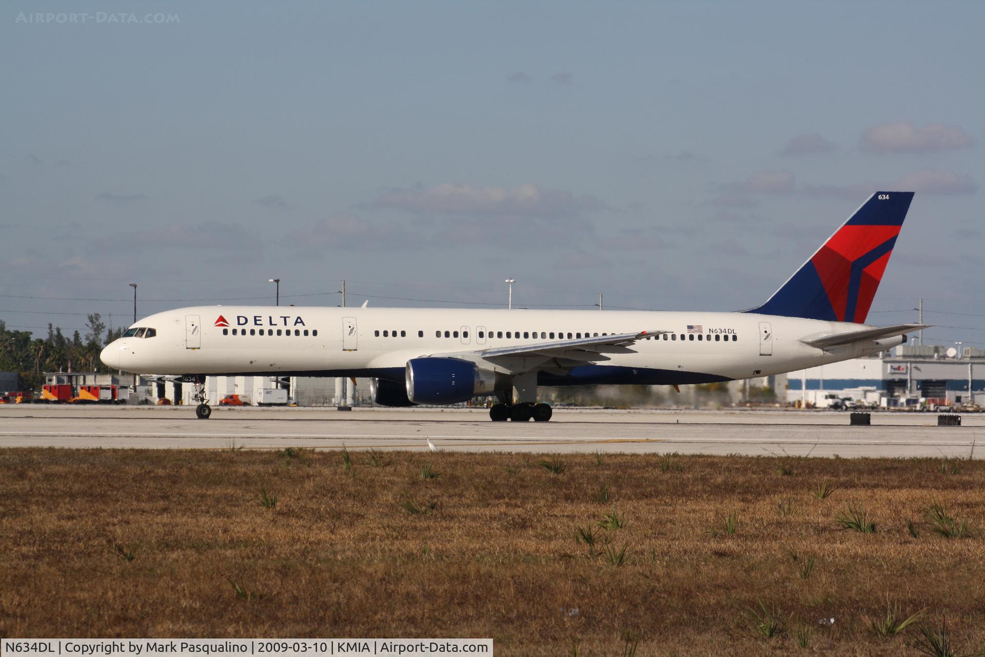 N634DL, 1988 Boeing 757-232 C/N 23615, Boeing 757-200