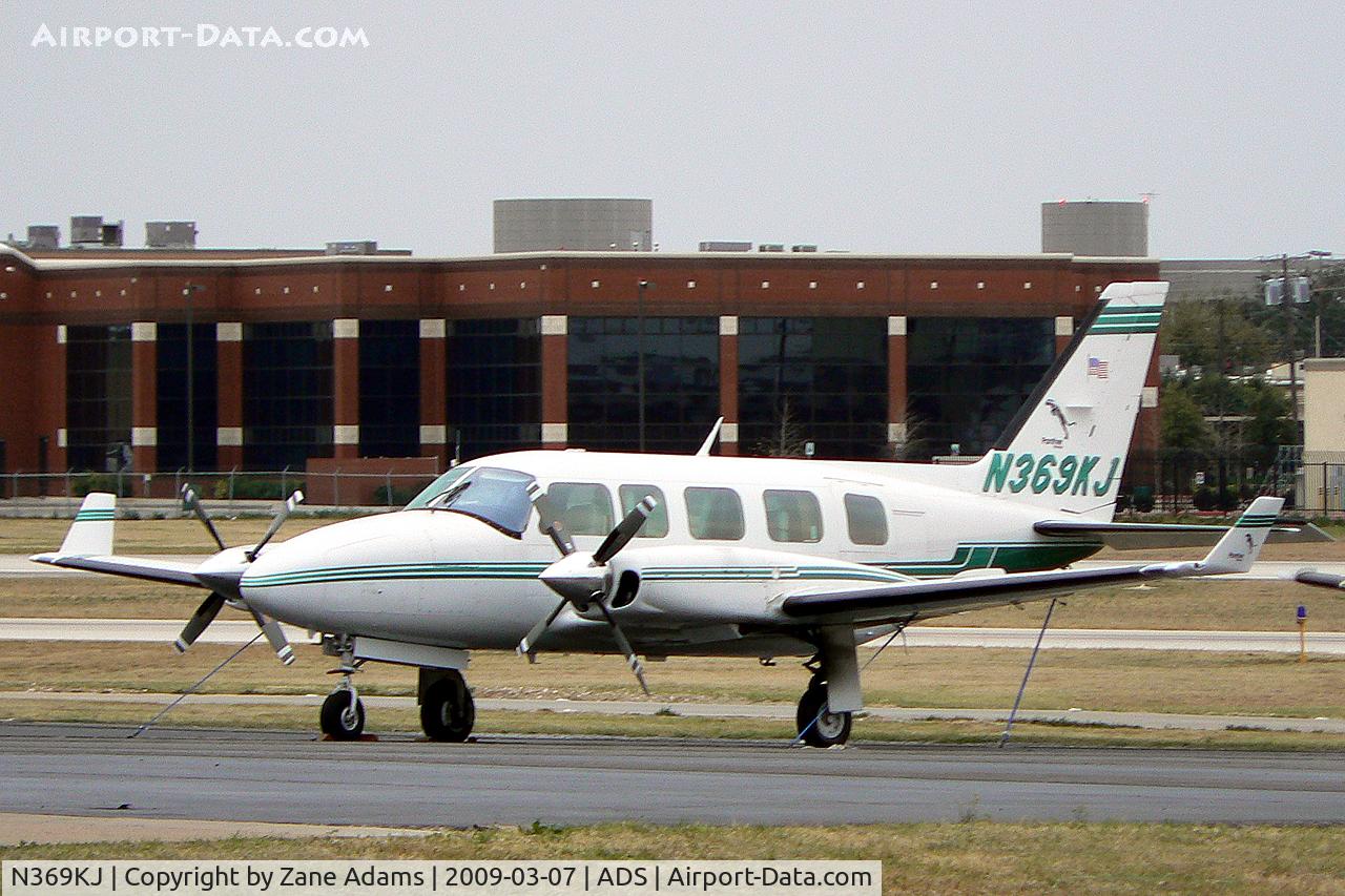 N369KJ, 1978 Piper PA-31-350 Chieftain C/N 31-7852108, At Dallas Addison