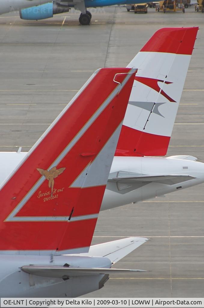 OE-LNT, 2006 Boeing 737-8Z9 C/N 33834, LAUDA  Boeing 737-8Z9W