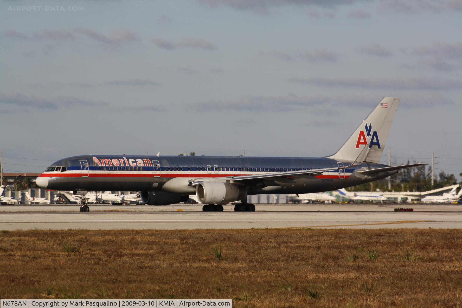 N678AN, 1998 Boeing 757-223 C/N 29428, Boeing 757-200