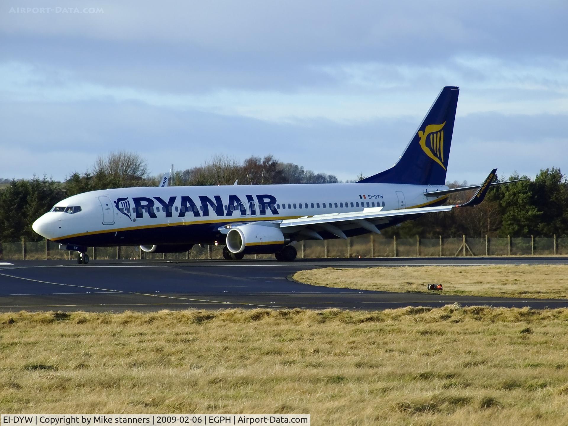 EI-DYW, 2008 Boeing 737-8AS C/N 33635, RYR B737-8AS Rolls off Edinburgh airport's runway 24