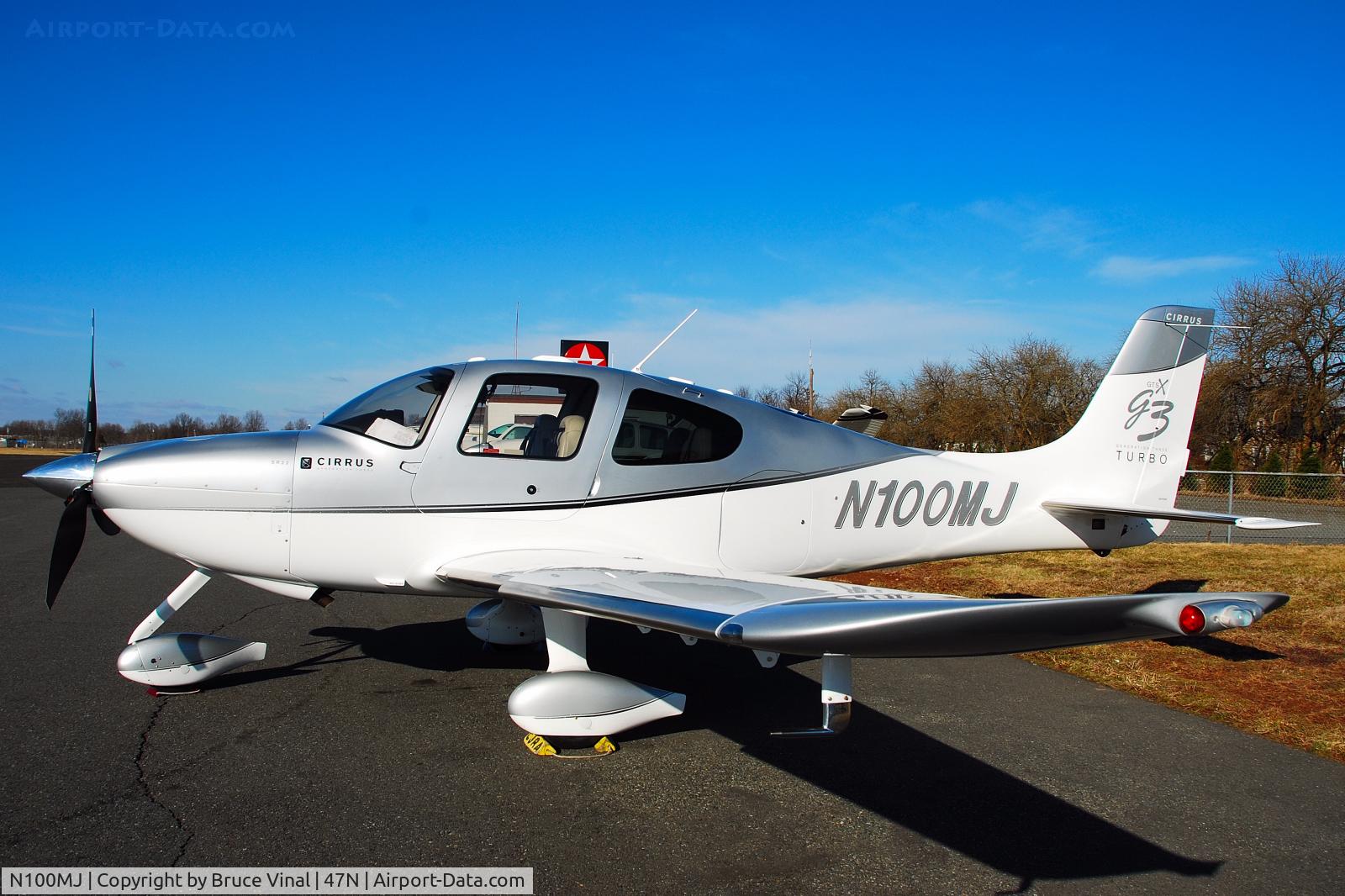 N100MJ, 2007 Cirrus SR22 G3 GTS Turbo C/N 2844, An SR-22 at Central Jersey
