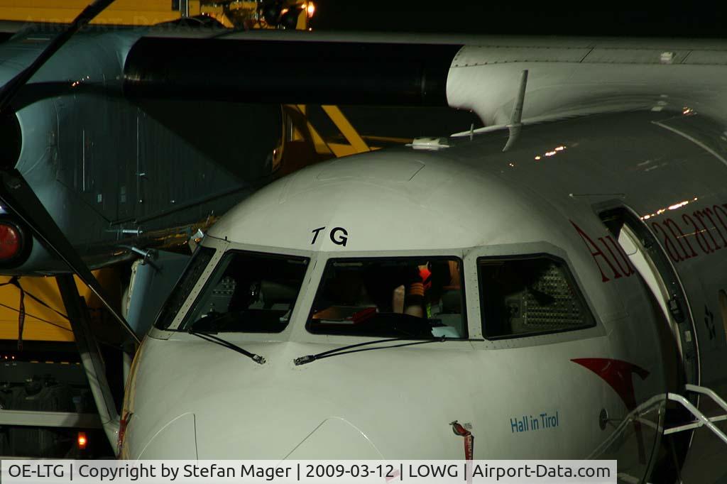 OE-LTG, 1997 De Havilland Canada DHC-8-314Q Dash 8 C/N 438, Austrian Arrows after arriving from VIE