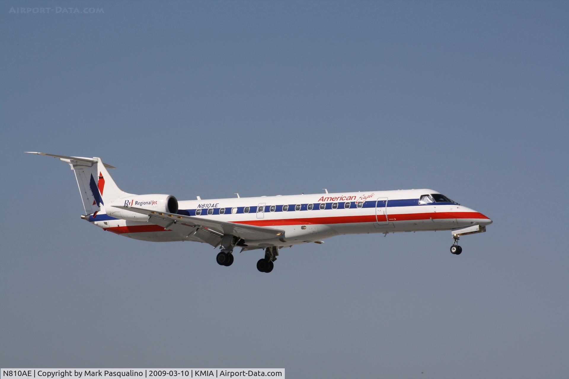 N810AE, 2001 Embraer ERJ-140LR (EMB-135KL) C/N 145525, EMB-135KL