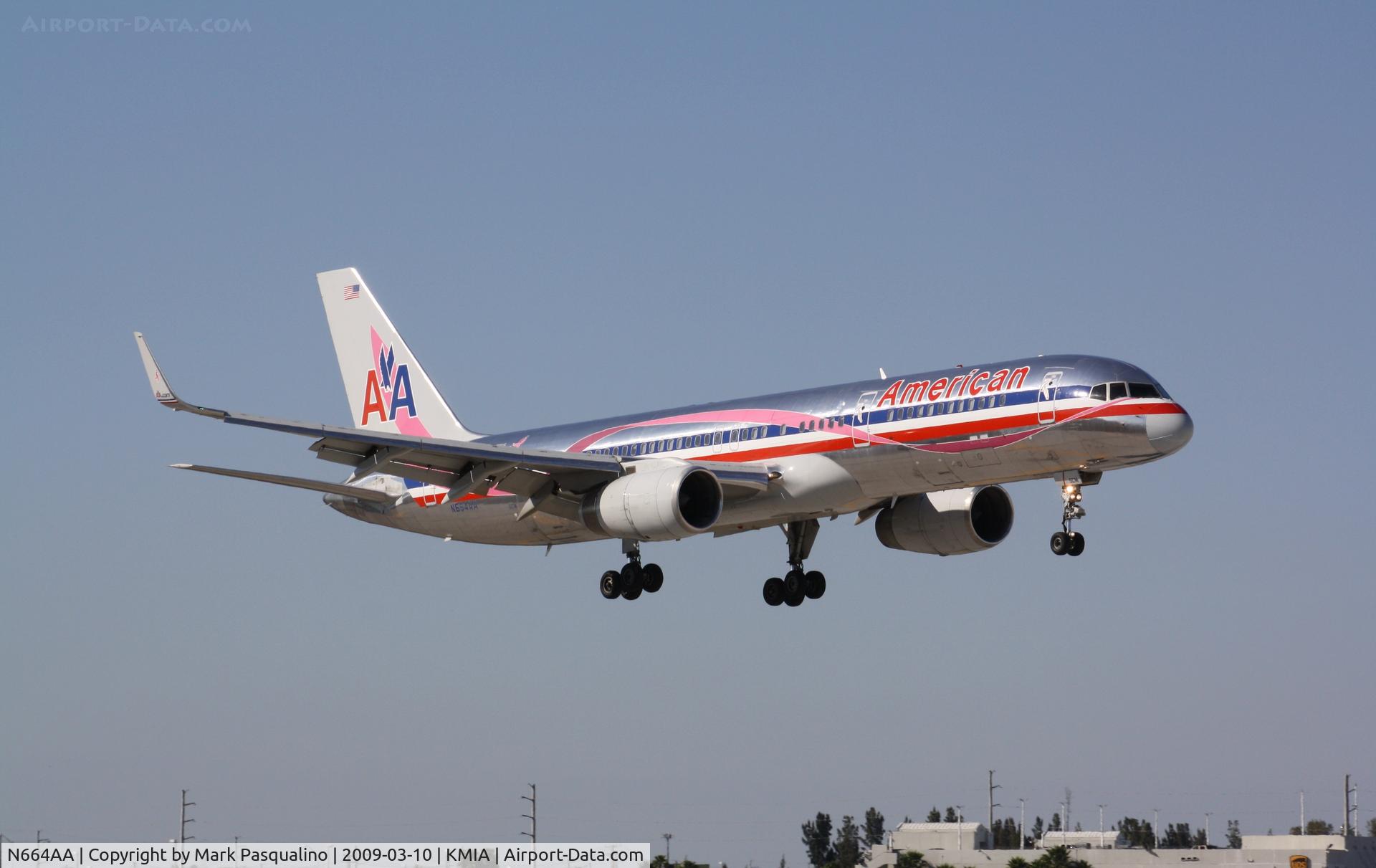 N664AA, 1992 Boeing 757-223 C/N 25298, Boeing 757-200