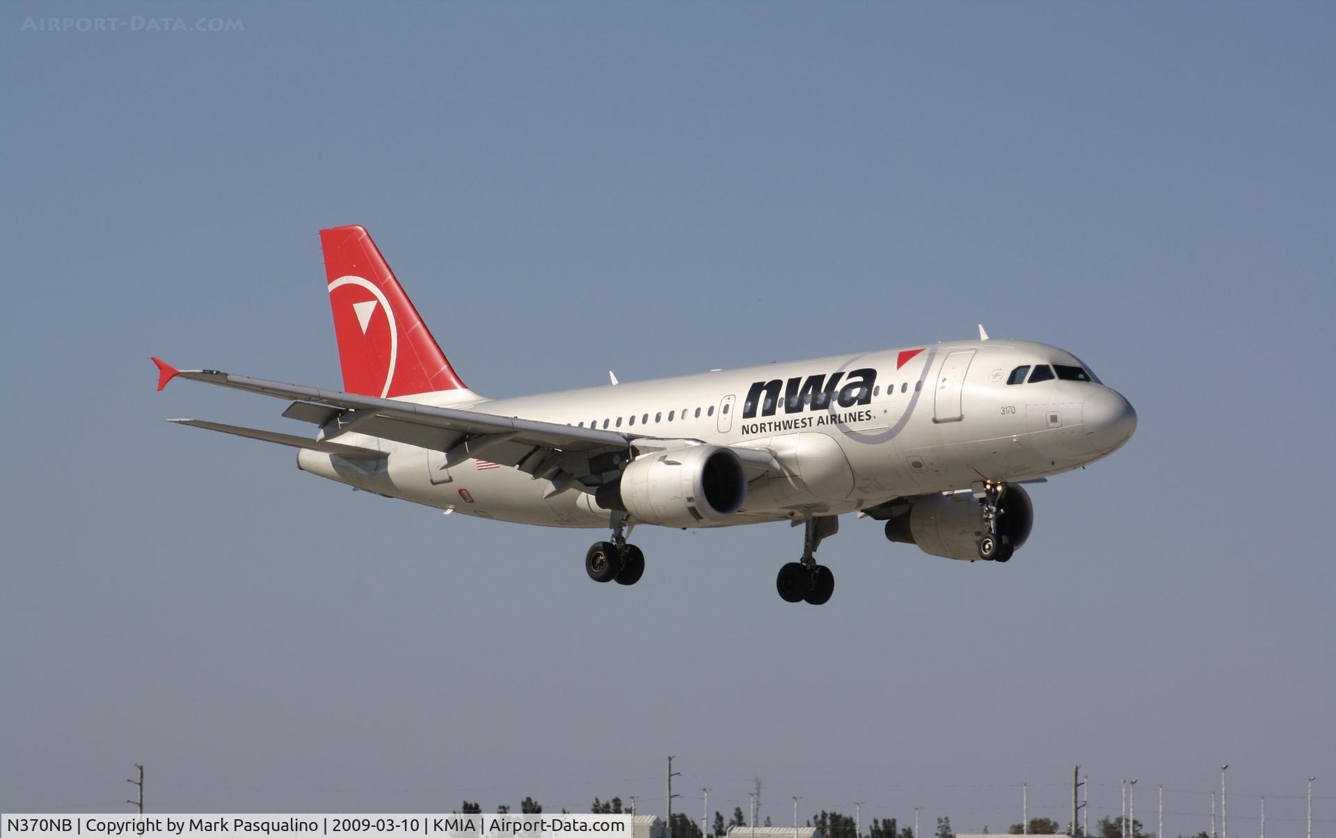 N370NB, 2003 Airbus A319-114 C/N 2087, Airbus A319