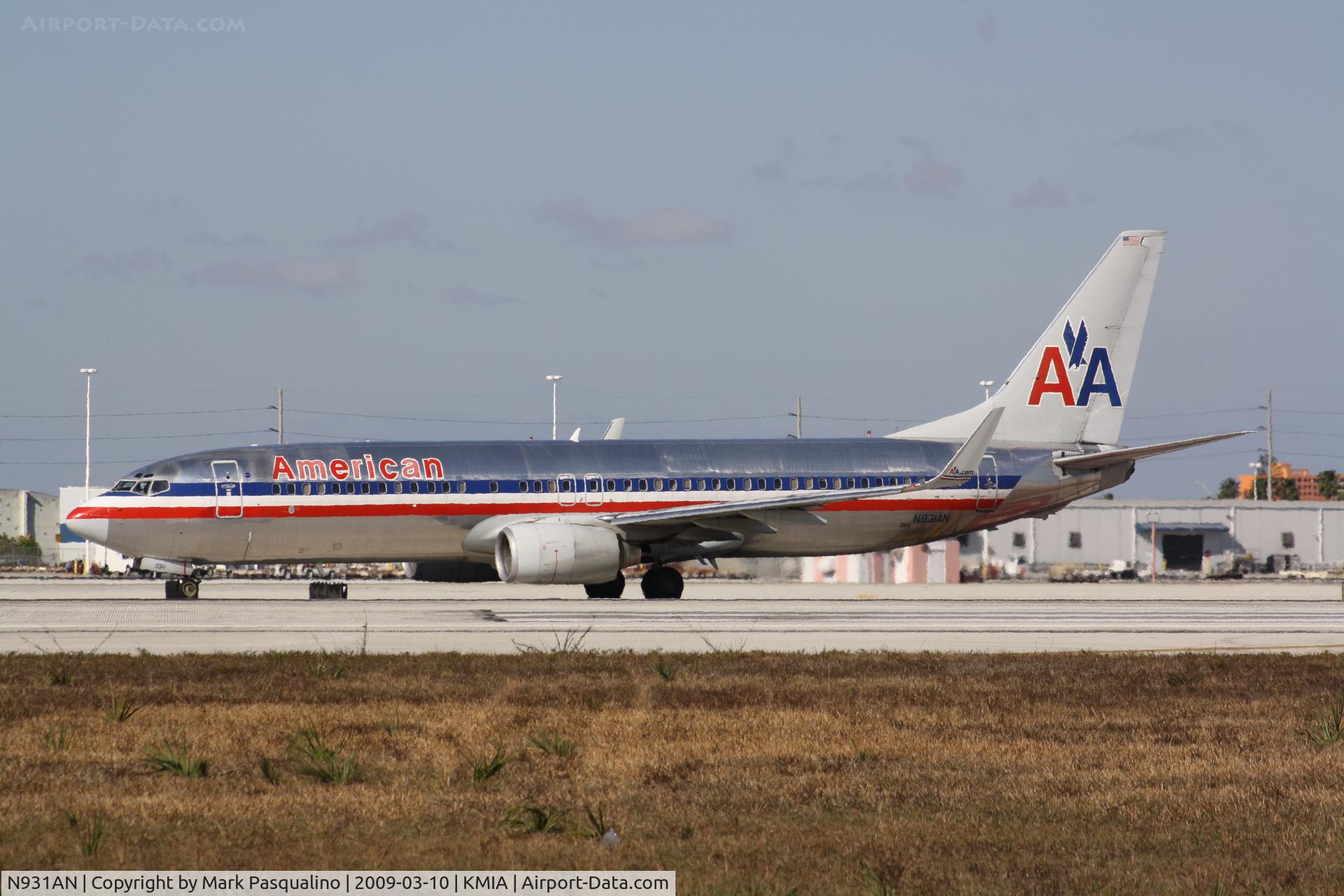 N931AN, 2000 Boeing 737-823 C/N 30079, Boeing 737-800