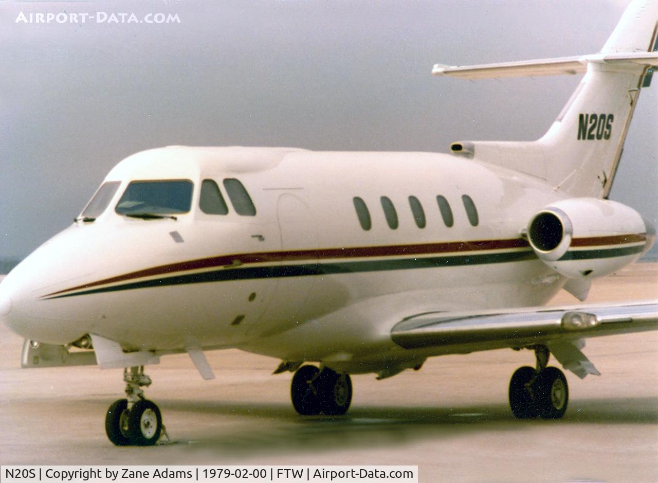 N20S, 1971 Hawker Siddeley HS.125 Series 400B C/N 25250, At Meacham Field