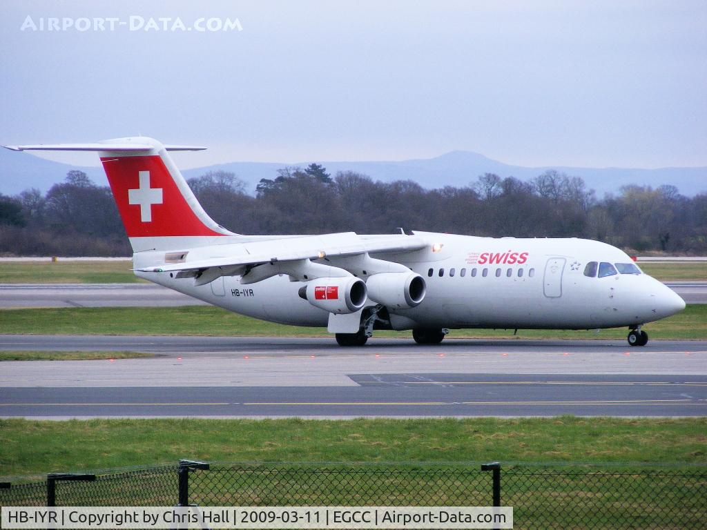 HB-IYR, 2001 British Aerospace Avro 146-RJ100 C/N E3382, Swiss European Air Lines