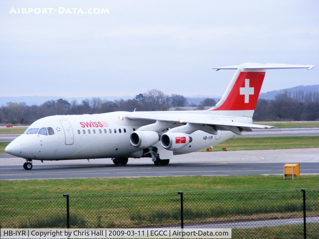 HB-IYR, 2001 British Aerospace Avro 146-RJ100 C/N E3382, Swiss European Air Lines