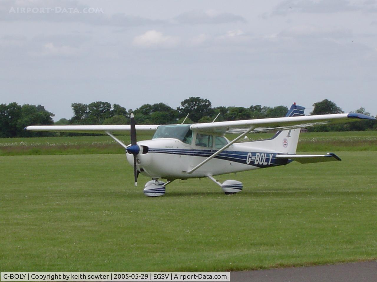 G-BOLY, 1977 Cessna 172N C/N 172-69004, Visitor