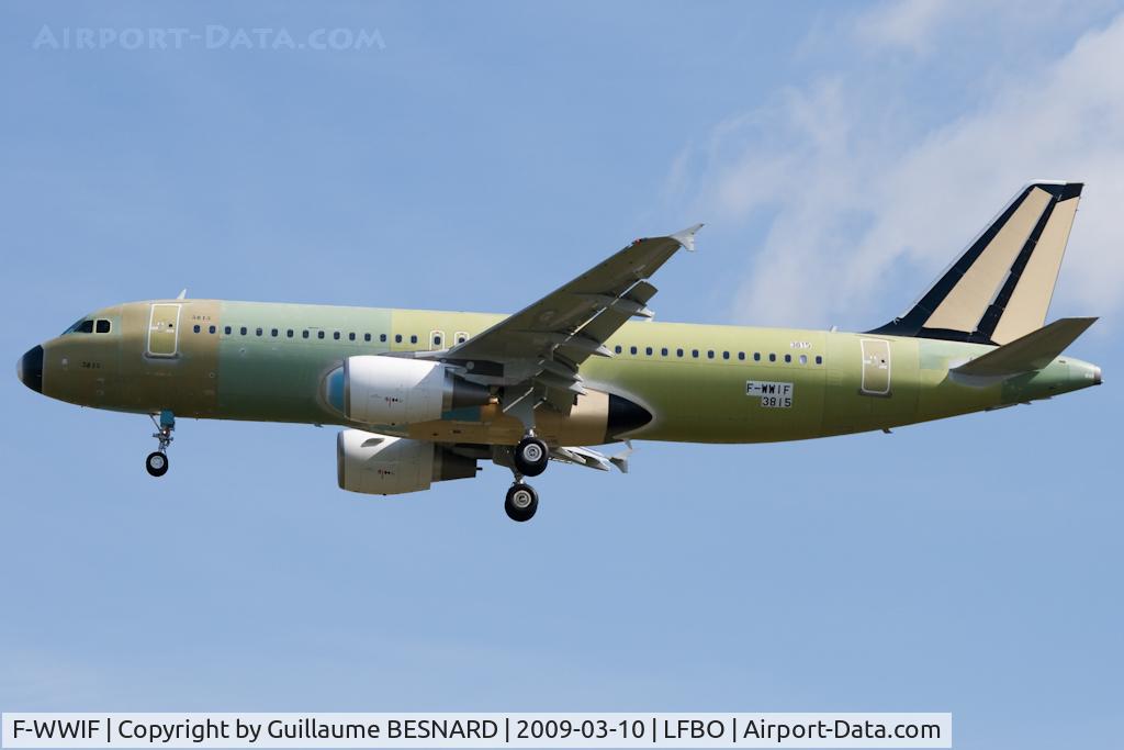 F-WWIF, 2009 Airbus A320-216 C/N 3815, New A320 for Air One. Full primer livery.