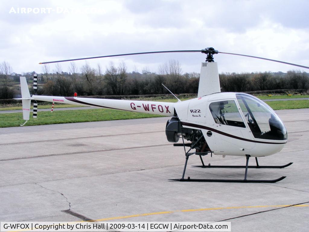 G-WFOX, 1998 Robinson R22 Beta C/N 2826, privately owned