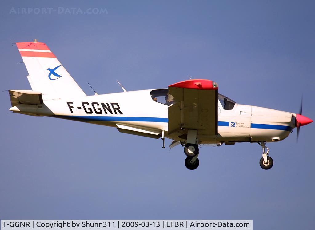 F-GGNR, 1991 Socata TB-20 C/N 1266, Landing rwy 12