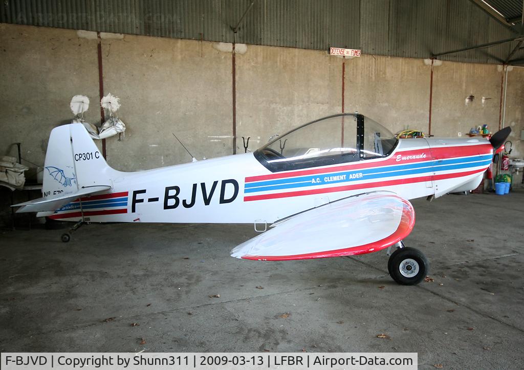 F-BJVD, Scintex CP-301-C2 Emeraude C/N 576, Inside Airclub's hangar