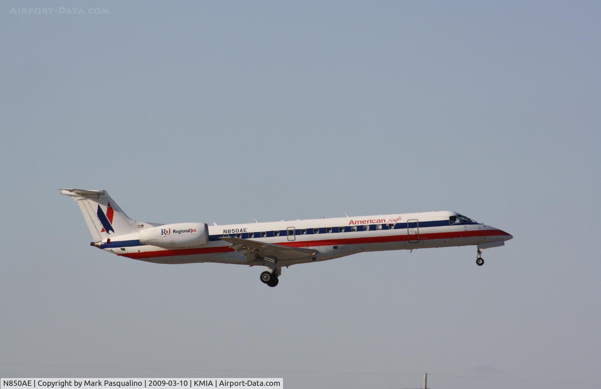 N850AE, 2003 Embraer ERJ-140LR (EMB-135KL) C/N 145722, EMB-135KL