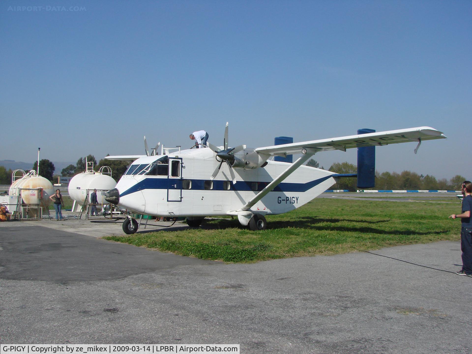 G-PIGY, 1975 Short SC-7 Skyvan 3-100 C/N SH.1943, SkyVan dropping parachutes for a film at Braga, Portugal, a very rare moviment at this aerodrome.