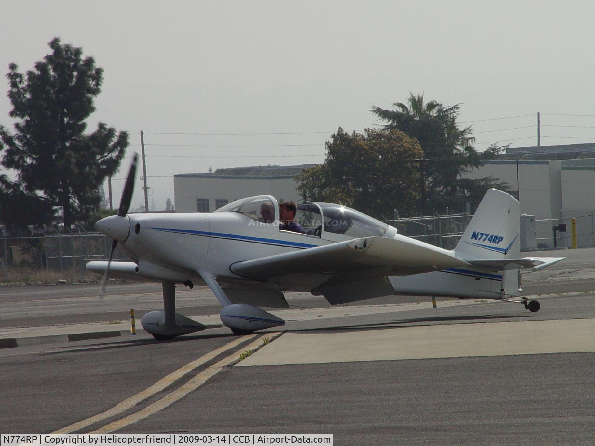 N774RP, 2000 Vans RV-6 C/N 25205, Taxiing to hanger