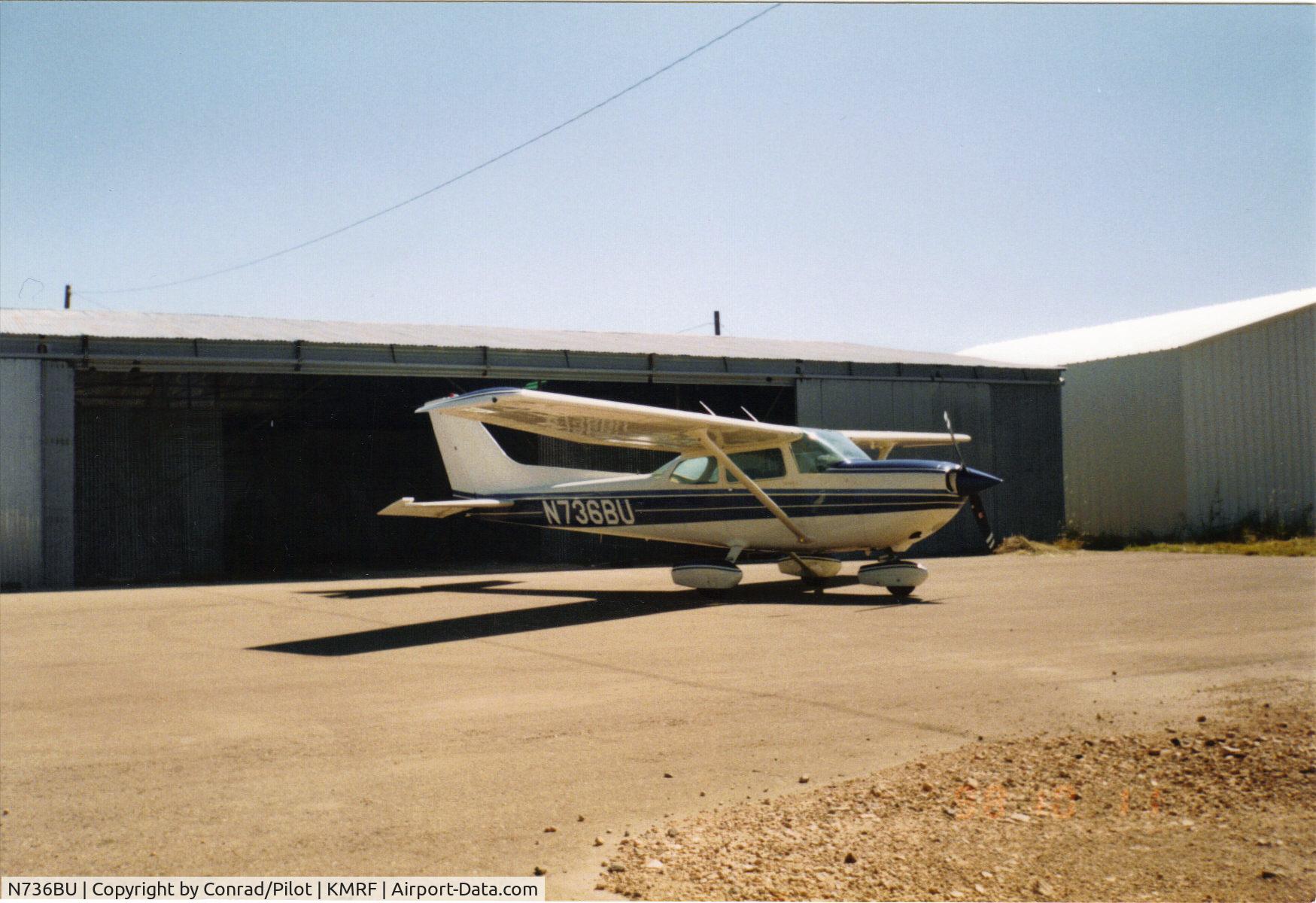 N736BU, 1977 Cessna R172K Hawk XP C/N R1722404, after wash job in Marfa, TX