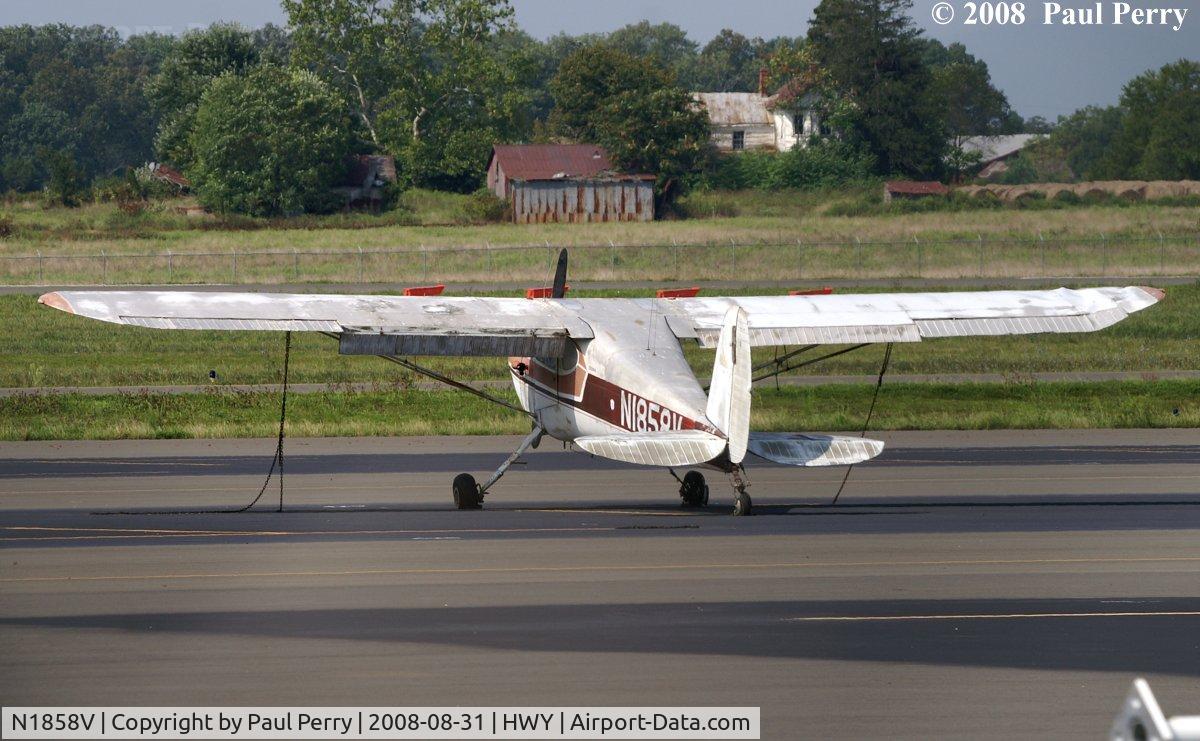 N1858V, 1947 Cessna 140 C/N 14037, Yet another well-seasoned lady on the ramp here