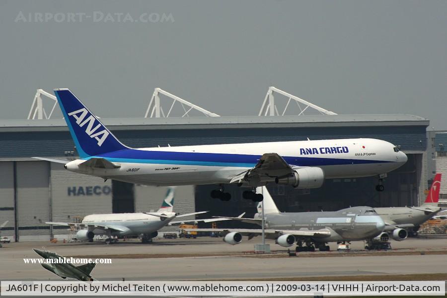 JA601F, Boeing 767-381F C/N 33404, ANA Cargo