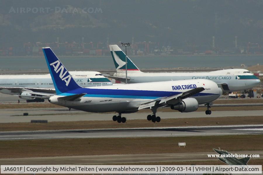 JA601F, Boeing 767-381F C/N 33404, ANA Cargo