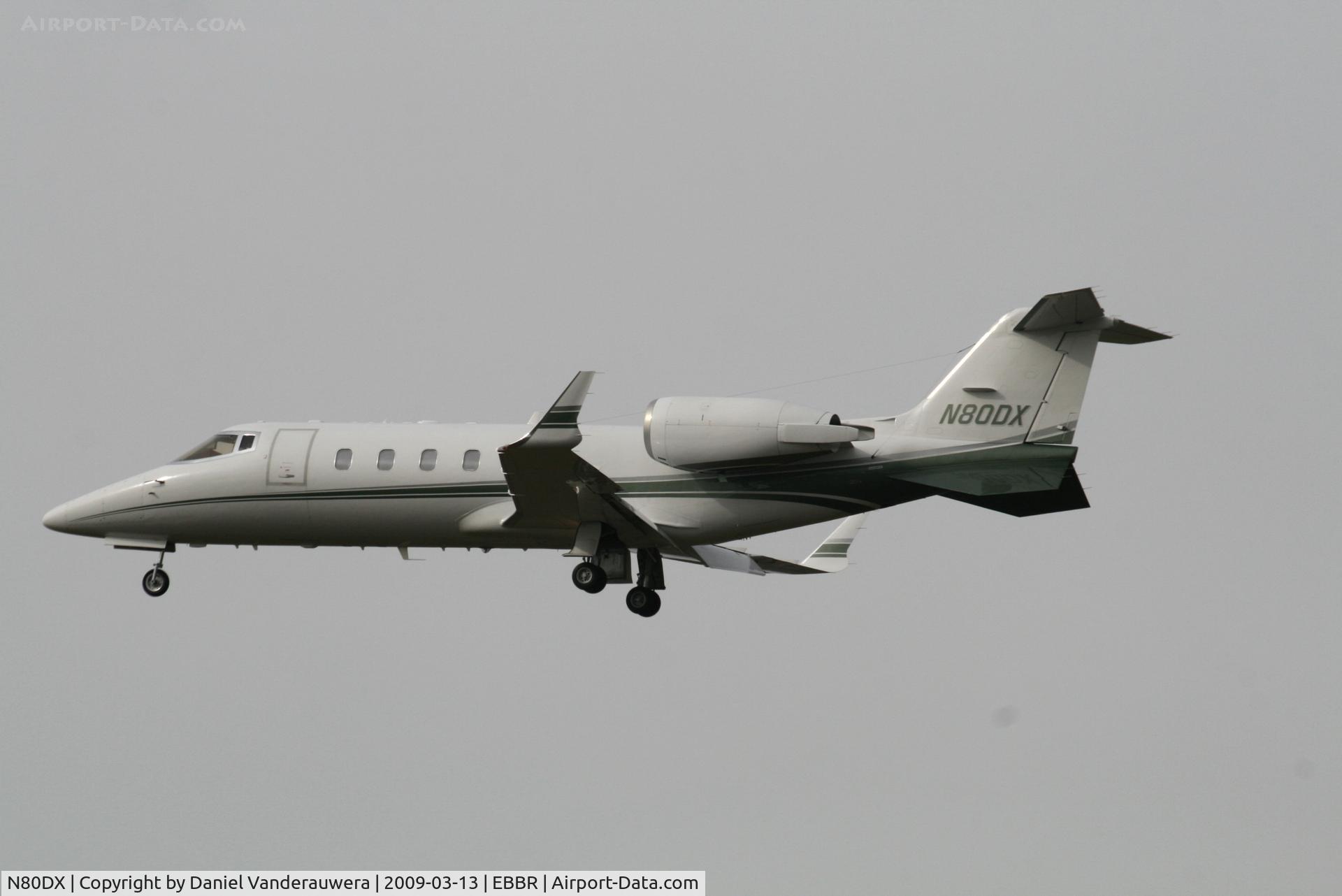 N80DX, 1993 Learjet 60 C/N 60-012, descending to rwy 25L