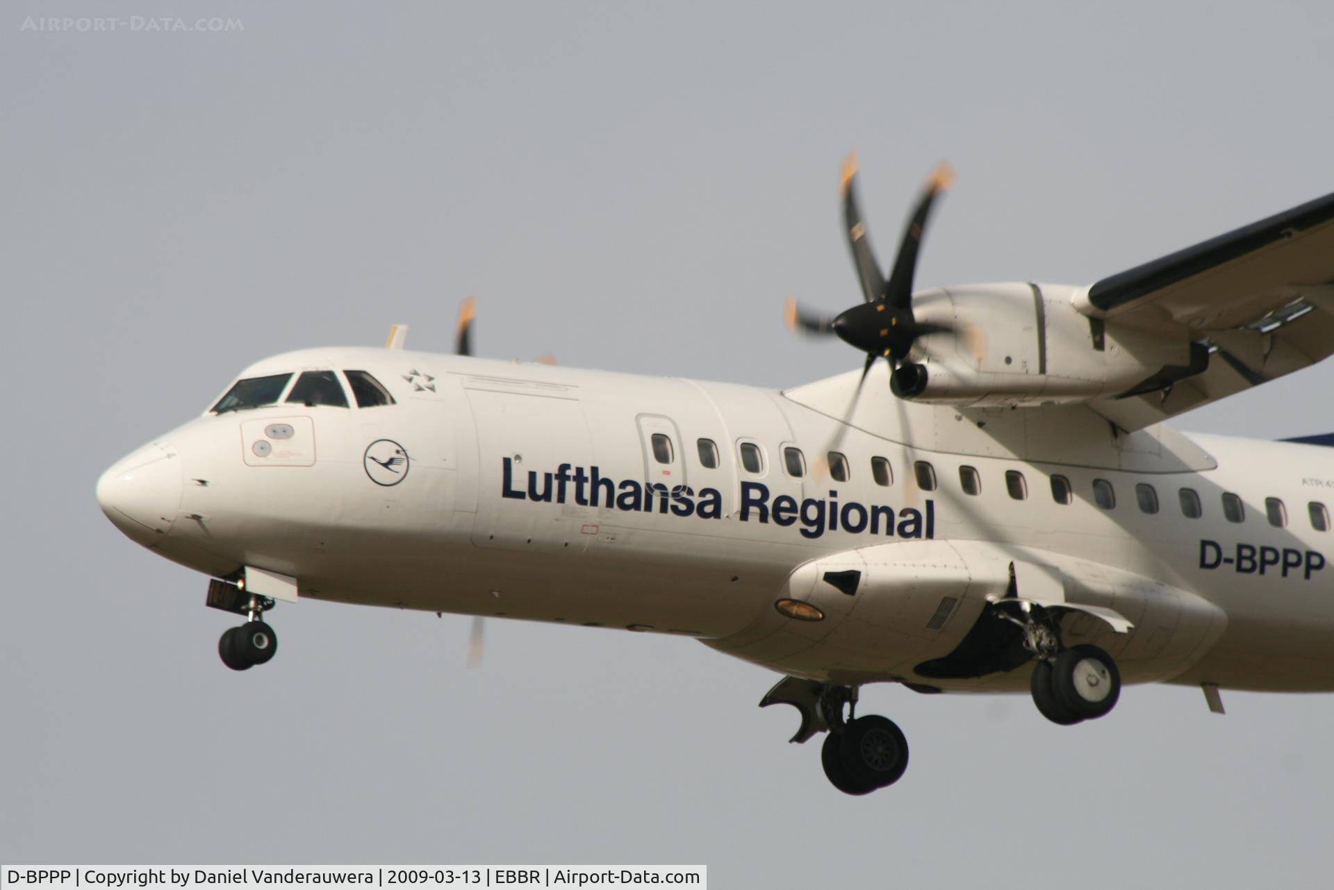 D-BPPP, 1999 ATR 42-500 C/N 581, flight LH4652 is descending to rwy 25L