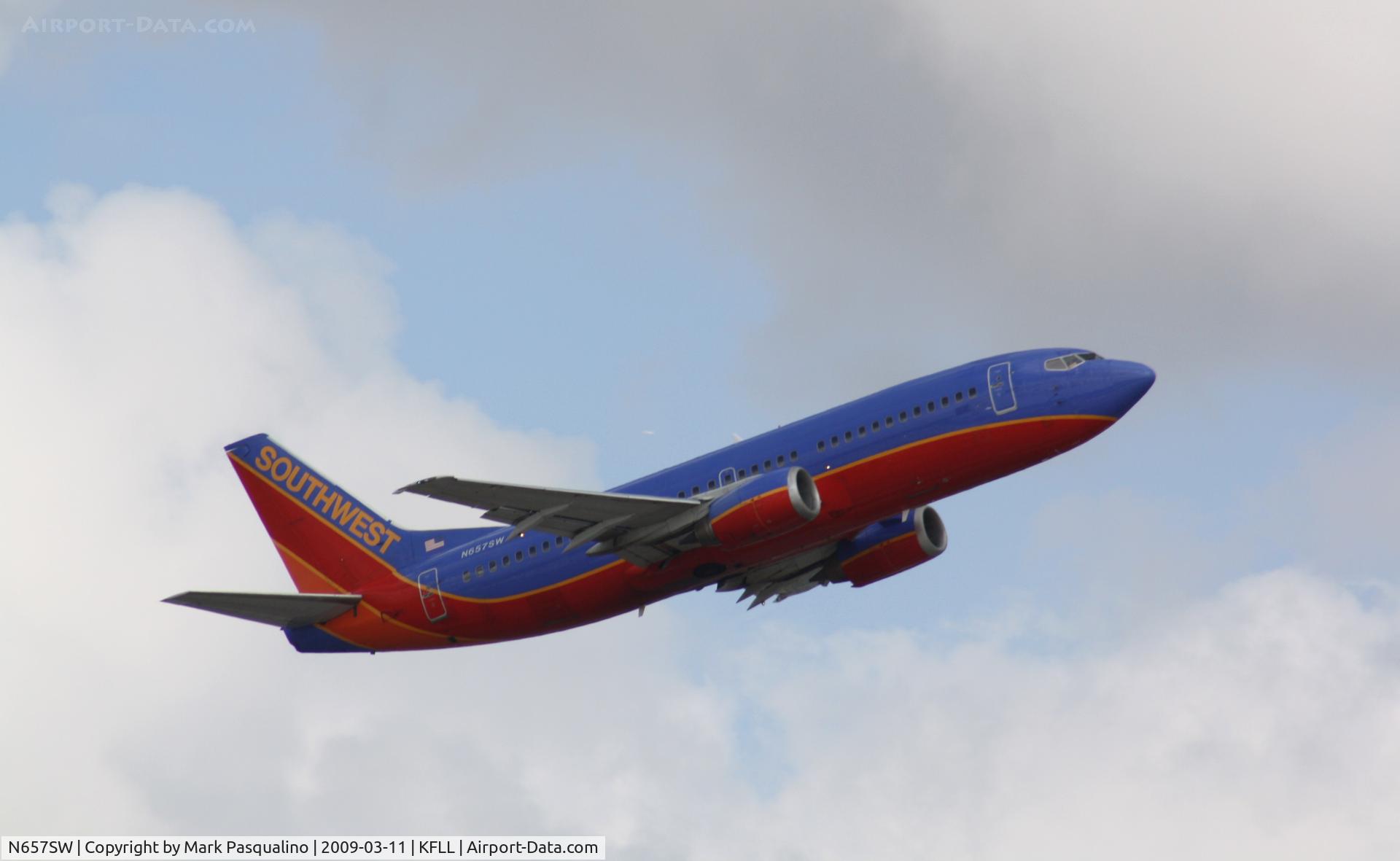 N657SW, 1985 Boeing 737-3L9 C/N 23331, Boeing 737-300